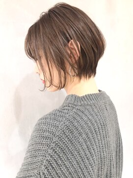 アルバム 渋谷パルコ(ALBUM) 前下がり丸みショート_外ハネボブアッシュブラウン_ba268753
