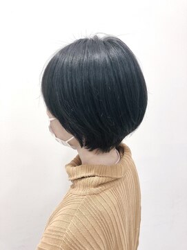 クオーター(QUARTER) 丸みショートボブ