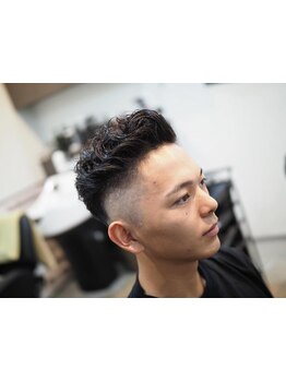 【カラー同日施術も可能】パーマでキメる、パーマで遊ぶ。上級スタイルは"LiVE HAIR WORKS"で◎