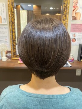 ヘアーズロー(hair's LOWE) 【 hair's LOWE 】上品大人ショート/丸みショート/小顔カット