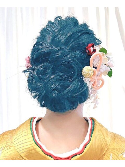 成人式着付けヘアセット 黒髪華やか和風アップスタイル