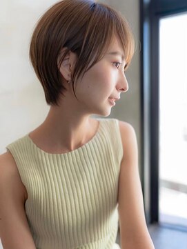 イオ 本厚木(io) 20代30代大人かわいい丸みショートベージュカラー前髪