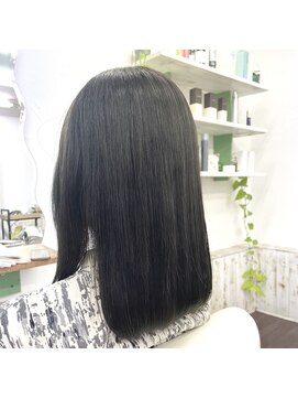 ステラ クルー(STELLA CRUISE) 濃いめのオリーブカラー