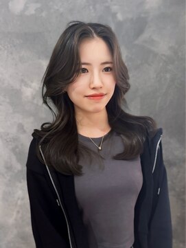 シャス(SHAS.) 【くびれヘア】レイヤーカット　韓国ヘア