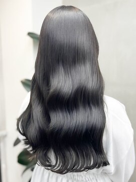 フルプ(HULP) 大人可愛い髪質改善カラーブルーブラック毛先パーマ透明感