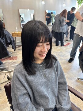 ラボアン 梅田店(lab.em.) 簡単巻きレイヤーカット