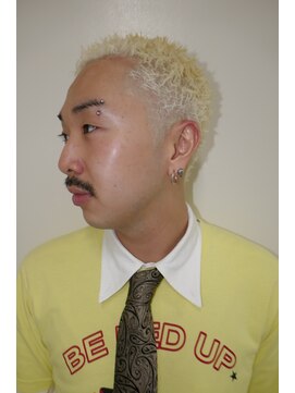 ルックグッドストア タカラヅカ(LOOK GOOD STORE TAKARAZUKA) メンズカットハイトーンスパイキーショート