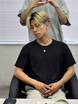 ペレ 渋谷(PELE) MEN’S HAIR/ブルーブラック/フェザーパーマ/渋谷