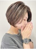 立体感を演出するハイライト施術×上品なツヤ感【Ruufus】