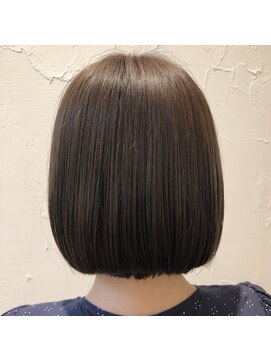 アナザーワールド(ANOTHER WORLD) miniボブ/シルバー/ベージュ【渡辺まみ】