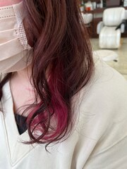 春らしくインナーカラーにピンクを☆+°おしゃれ度UP！