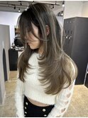 レイヤーとバレイヤージュの相性ばっちり!_contrast greige_