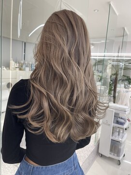 ガガ 心斎橋(GAGA) 韓国/ハイトーンカラー/ワンホンヘア/レイヤーカット/髪質改善