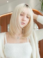 10代20代／大人かわいい/ハイトーンカラー／顔まわりレイヤー