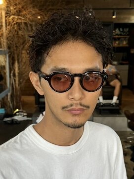 リット バイ フィフス 鹿児島中央駅店(Lit. by fifth) ベリーショートメンズマッシュツイストパーマボウズツーブロック