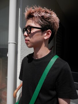 イロ(IRO) 毛流れショートヘア