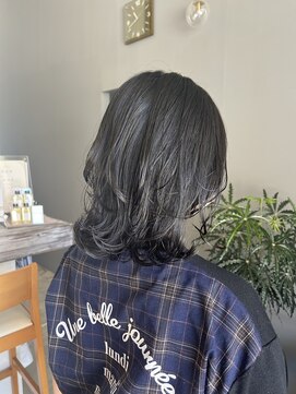 ムーンヘアー(moon hair) layer cut