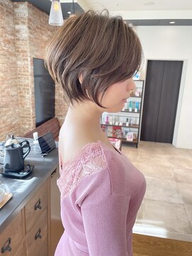 バンプ ギンザ(BUMP GINZA) 30代40代50代大人ショート髪型丸顔前髪あり似合わせ 安