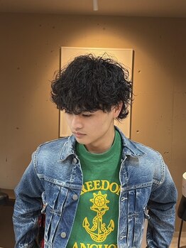 コル(col.)の写真/都会っぽいトレンド×ニュアンスでつくるメンズスタイルは〈col.〉