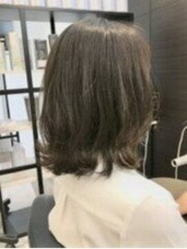 アルファ(alpha) クラゲヘアー/オリーブグレー/黒髪/ココアベージュ/小顔/松戸駅