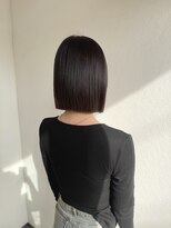 アクイール(ACCUEILLIR)&nbsp;ラベンダーグレージュ×切りっぱなしボブ