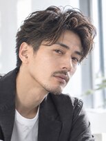 サーカス バイ ビュートリアム 青山(CIRCUS by BEAUTRIUM)&nbsp;大人ジェントルパーマ刈り上げセンターパート