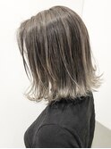 『D'na』ホワイトグレーバレイヤージュ　清水