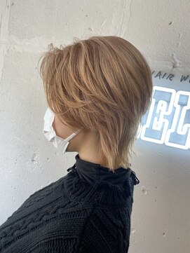 ヘアーワークス ヘルム 渋谷店(HAIR WORKS HELM) [HELM渋谷]ハイトーン×ショート