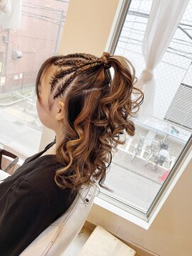 ロカット サロン(Roquat Salon) コーンロウハーフアップアレンジ【ヘアセット/立川/立川/浴衣】