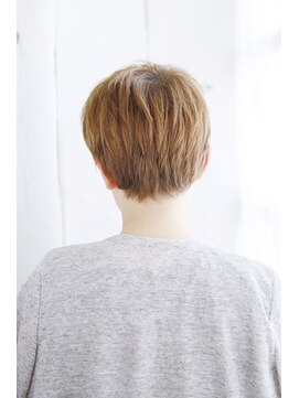 シュシュット(chouchoute) 斜めバングデザインカラーシルキーベージュグレージュカラー/180