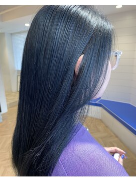 バズ(BUZZ) 暗めネイビーカラー＊ブルベ