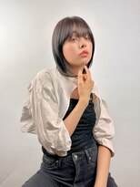 カケル(×.)&nbsp;透明感×ツヤ　暗髪ボブ