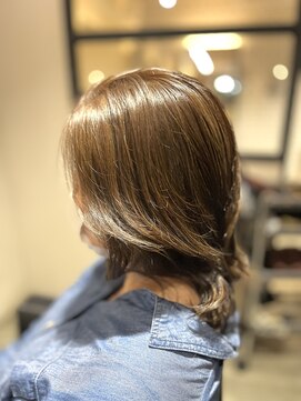 ブロス ザ ヘアー(bros.THE HAIR) 白髪も明るく綺麗に染めれるハイライト