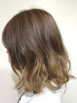 アズール 草加(azule)&nbsp;ベージュ　グラデーションカラー　ケアブリーチ