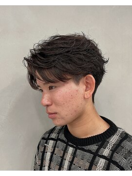 ラヴィズムバイフィフス(LUVISM by fifth) ニュアンスパーマフェザーパーマ毛流れ新潟メンズパーマ