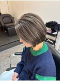 前髪ハイライトカラー似合わせカットウェーブミディアム