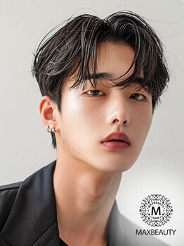 マックスビューティーギンザ(MAXBEAUTY GINZA)　の写真/銀座駅徒歩1分プチプラサロン!《似合わせ小顔カット¥3900～》実力派StylistのCut技術で理想の最旬Styleに!