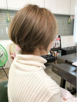 アンク 東口店(+ank+)の写真/透明感で盛れる髪色に♪カラーで色味を楽しみながら、実力派スタイリストが理想の美髪を叶えてくれる◎