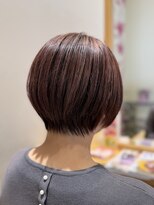 サラ ビューティ サイト 春日(SARA Beauty sight)&nbsp;くびれショート×白髪ぼかしハイライト（ピンクベージュ）