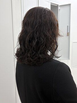 アニー 松戸(ANNI) 着物ヘア/ダークアッシュ/ミディアムレイヤーカット/松戸駅