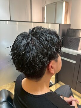 ヘアーサロン爽 下北沢店 スパイラルパーマ×ツーブロセンターパート
