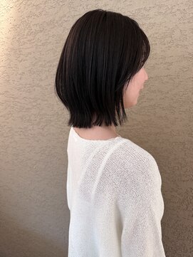 ビファインべクス(Befine becs) 透明感抜群の暗めオリーブカラー