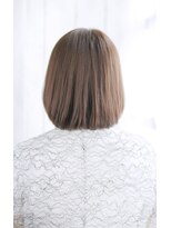 シュシュット(chouchoute)&nbsp;美髪黒髪着物イルミナカラーヘルシーレイヤーデジタルパーマ/064