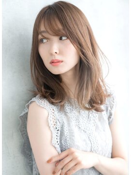 トッカ ヘアアンドトリートメント 難波店 ニュアンスストレート