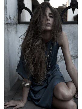 アンドインク(&inc) 30代/40代大人ミディアムウルフレイヤー前髪あり小顔麻布十番