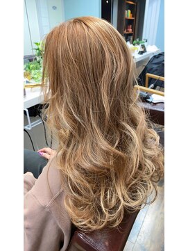 ピース トウキョウ(PEACE TOKYO) ハイライトメッシュでイメチェン