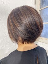 ネオリーブ シュシュ 神保町店(Neolive susu) ハイライトカラー、白髪カバーハイライト