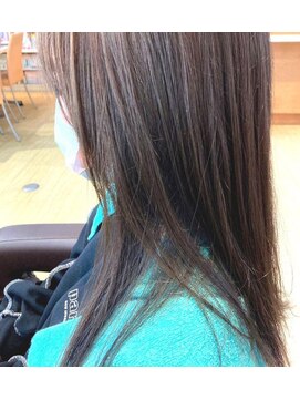 マニス(manis) 暗髪ナチュラルココアグレージュシンプルストレートロング