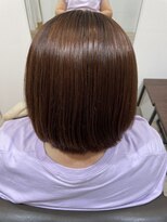ヘア アトリエ ヴィヴァーチェ(hair atelier Vivace) さら艶切りっぱなしショートボブ