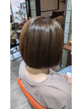 バンファミリー VANfamily スタイリッシュボブ